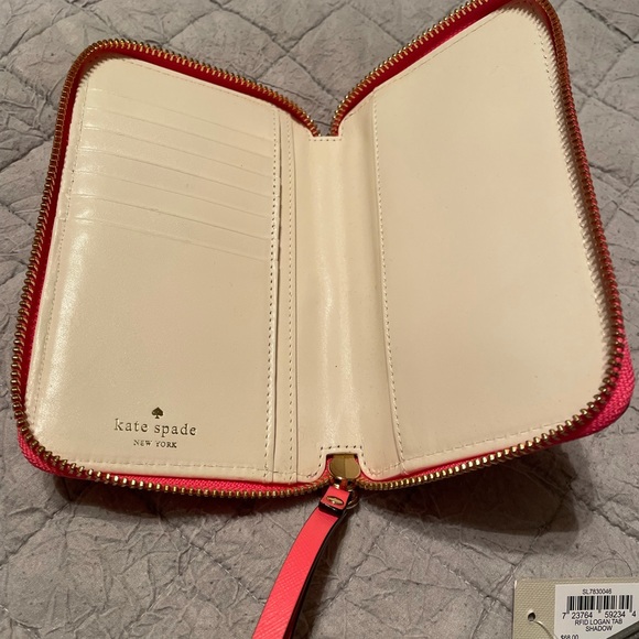 New Kate Spade wristlet - Picture 2 of 2